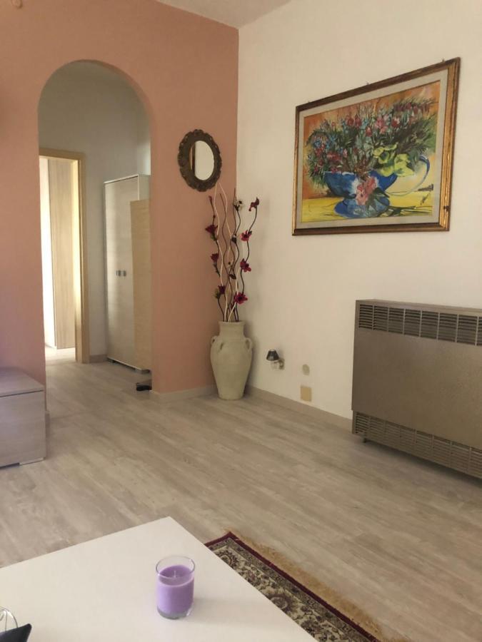 Apartamento La Casa Al Mare Di Giulia Porto Potenza Picena Exterior foto
